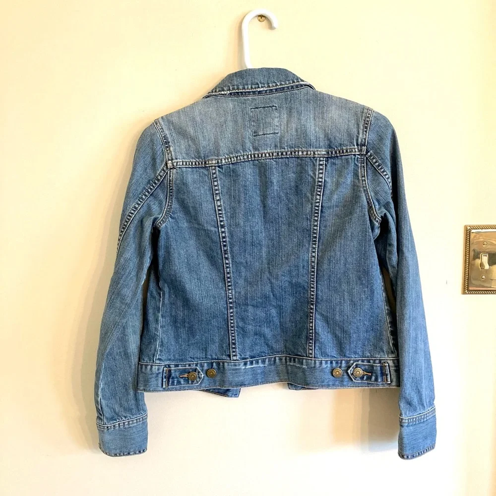 🎉 Host Pick! 🎉 Old Navy Jean Jacket - Picture 2 of 7